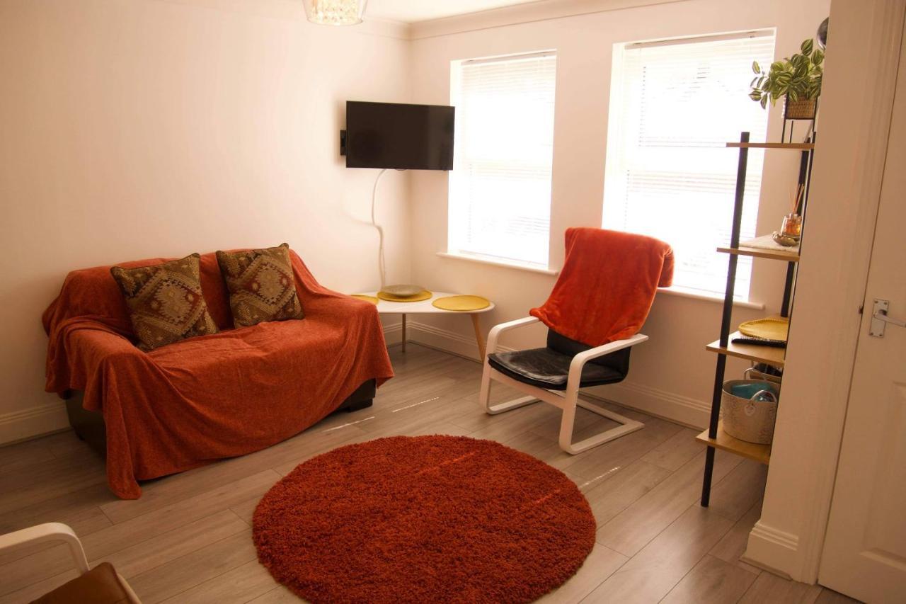 York City Centre, Recently Renovated 2 Bedroom Flat Экстерьер фото