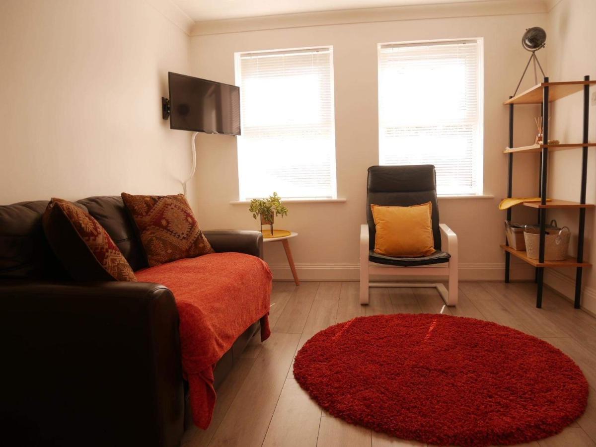 York City Centre, Recently Renovated 2 Bedroom Flat Экстерьер фото
