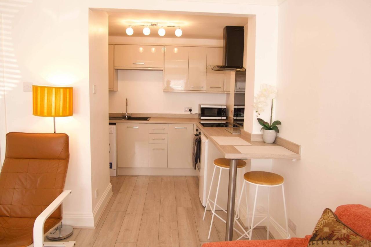 York City Centre, Recently Renovated 2 Bedroom Flat Экстерьер фото
